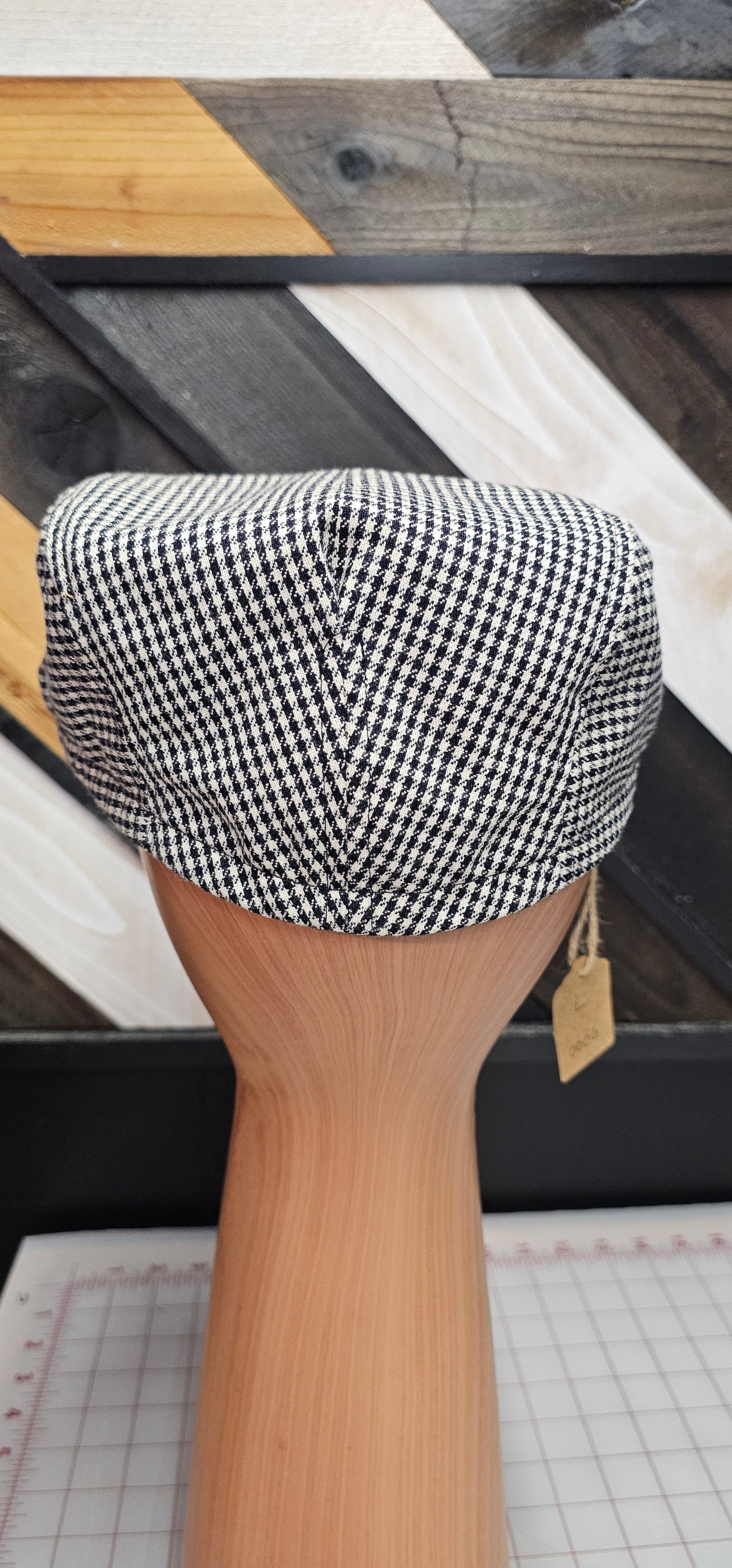 Black and White Houndstooth Flat Cap